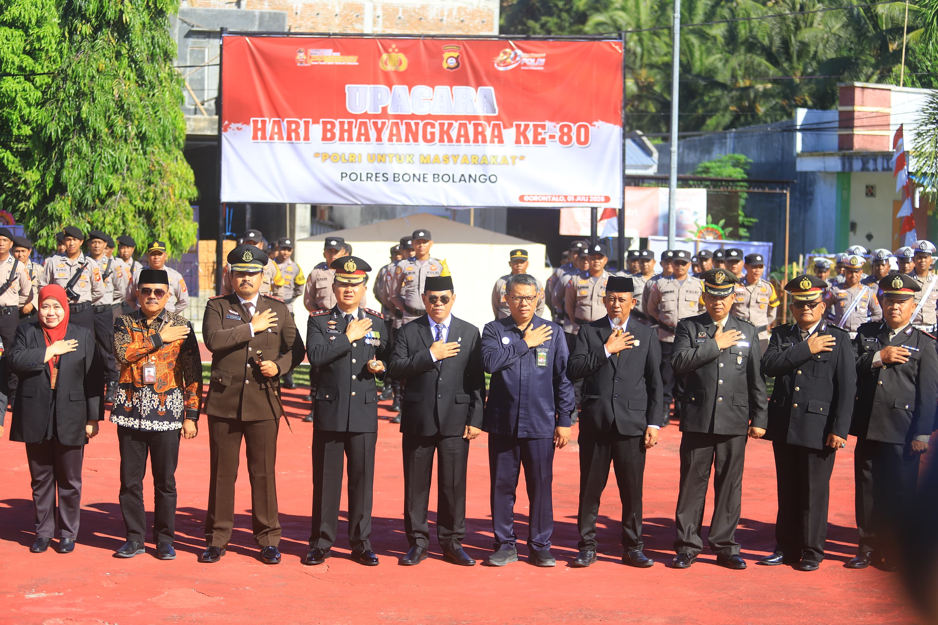 Sekda Bone Bolango Hadiri Upacara Peringatan HUT Bhayangkara ke-80